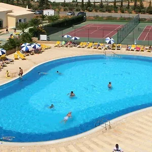 oasis-parque-country-club-portimao.hotelaalgarve.com/